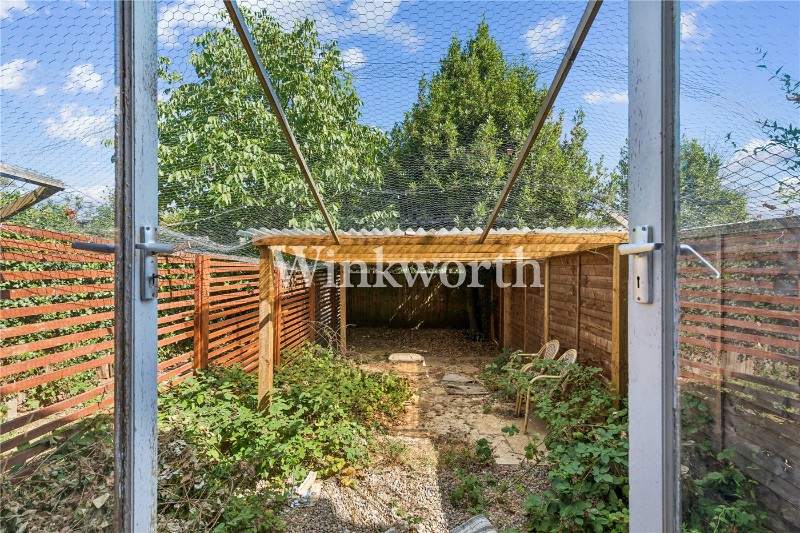 Grovelands Road, London, N13
