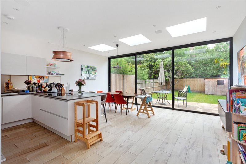 Gunnersbury Gardens, London, UK, W3