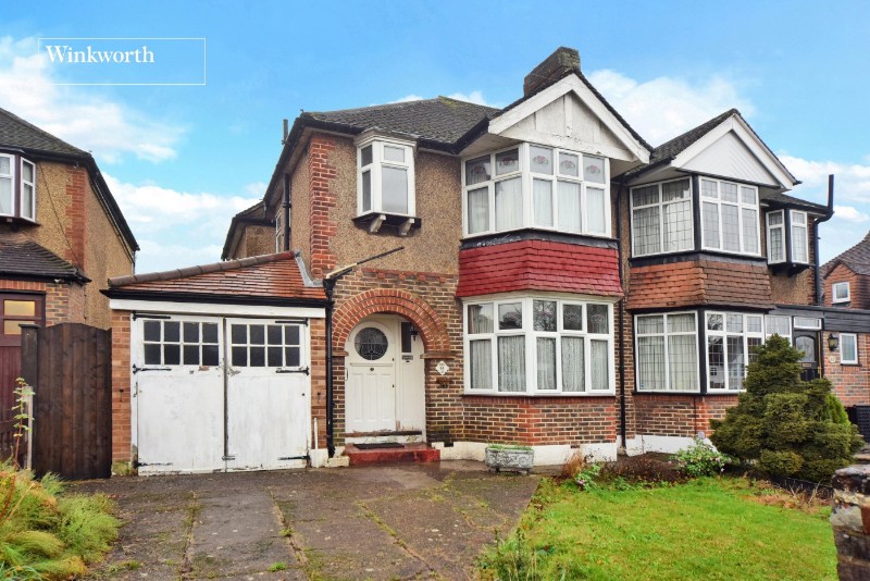 Leyfield, Worcester Park, KT4