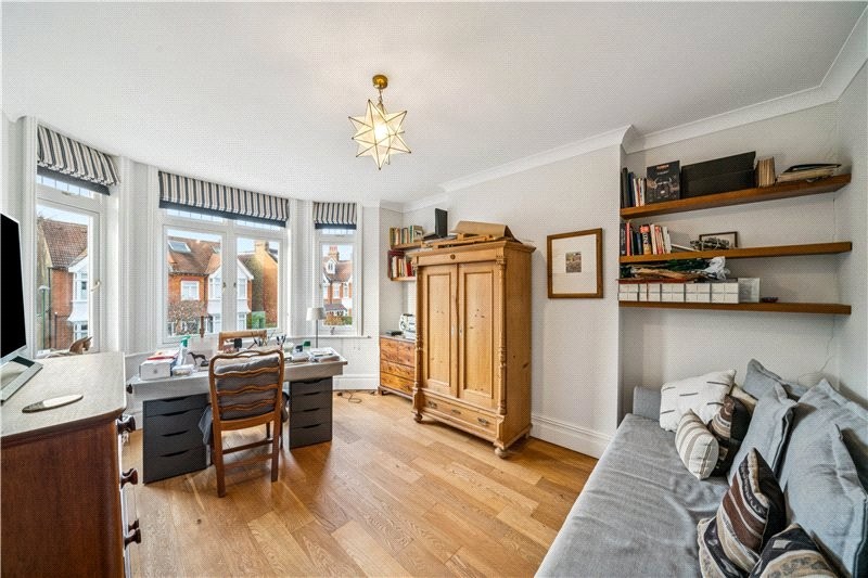 Madrid Road, Barnes, London, SW13