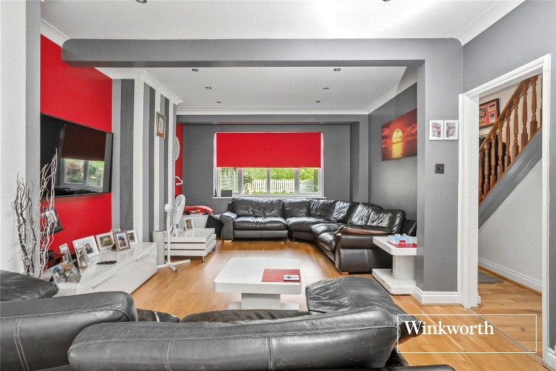 Great North Road, Barnet, EN5