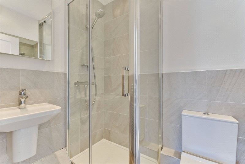 Elmgrove Road, Weybridge, Surrey, KT13