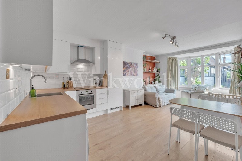 Ashbourne Avenue, London, NW11