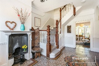 Etchingham Park Road, Finchley, London, N3