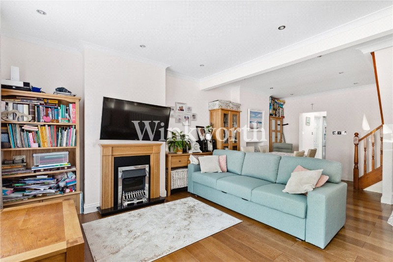 Collingwood Road, London, N15