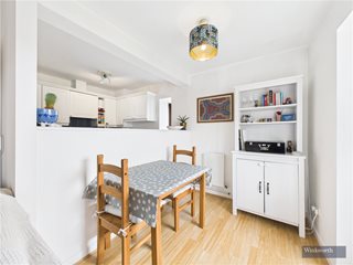 Nash Way, Kenton, Harrow, HA3
