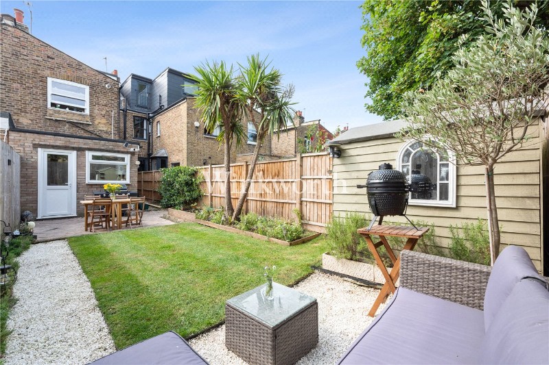 Effingham Road, London, N8