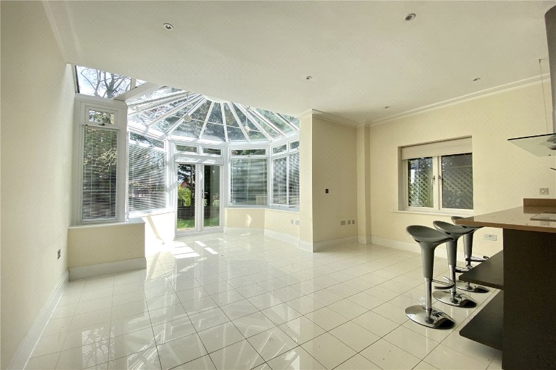 Park Grove, Knotty Green, Beaconsfield, HP9