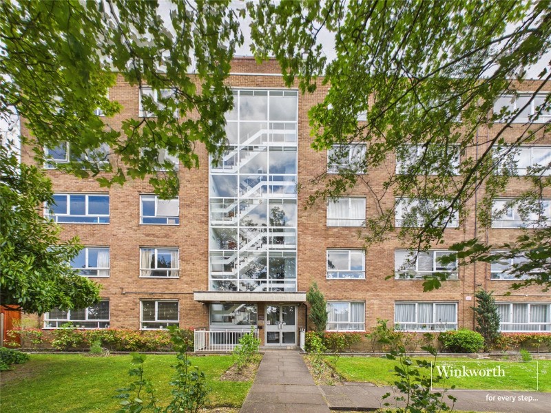 Station Road, Hendon, London, NW4