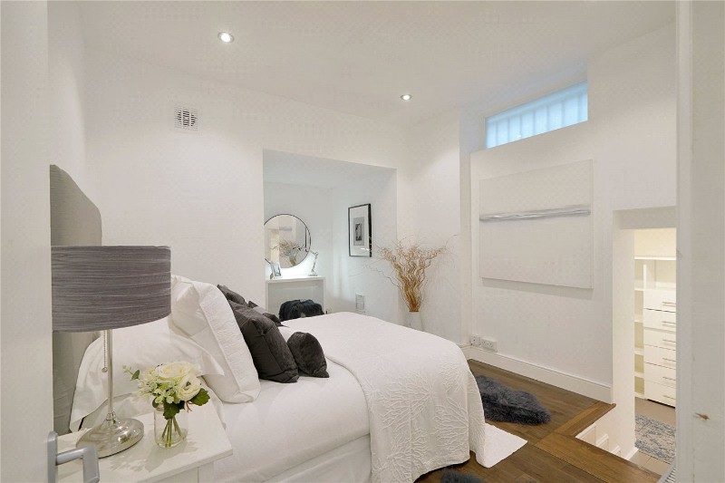 Pemberton Gardens, London, N19