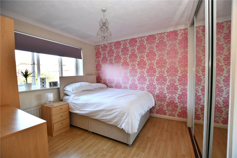 Moor Close, Finchampstead, Wokingham, Berkshire, RG40