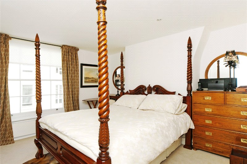 Portobello Road, London, W11