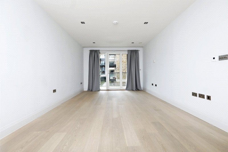 Renaissance Square Apartments, Palladian Gardens, Chiswick, London, W4