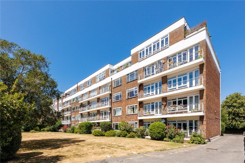 Carlton Drive, London, SW15