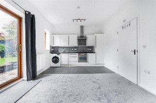 East End Road, East Finchley, London, N2