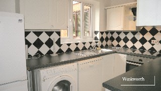 Lyonsdown Road, New Barnet, EN5