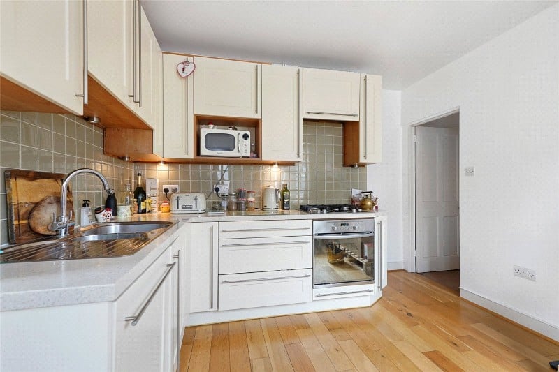 Larden Road, London, W3