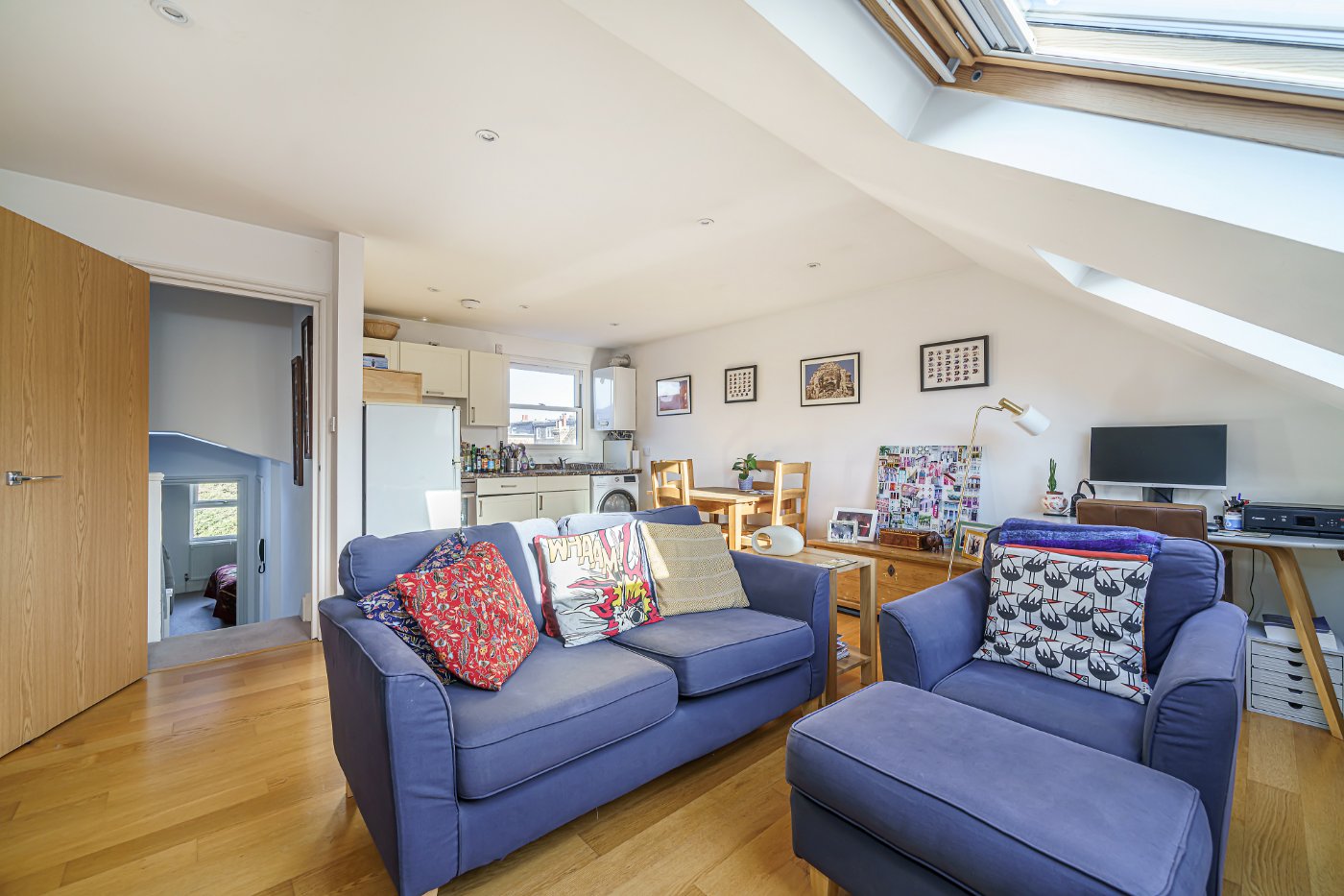 Reception-Kitchen P1