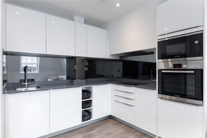 Kew Bridge Road, Brentford, TW8
