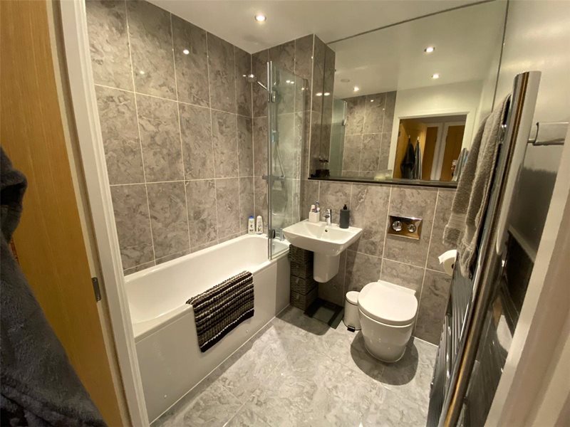 Lockinge House, Kingman Way, Newbury, Berkshire, RG14