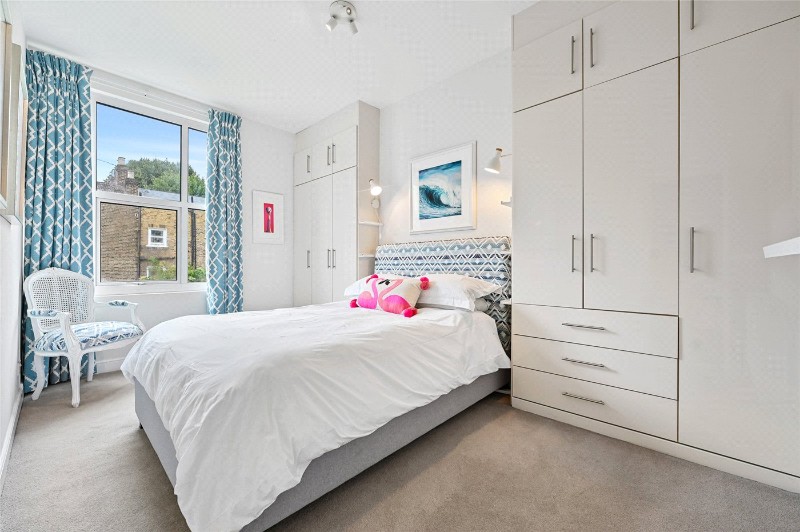 St Stephens Avenue, London, W12