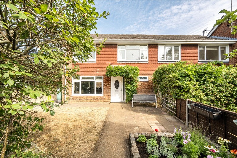 Roman Way, Farnham, Surrey, GU9