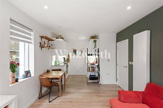 Apple Tree Road, London, N17