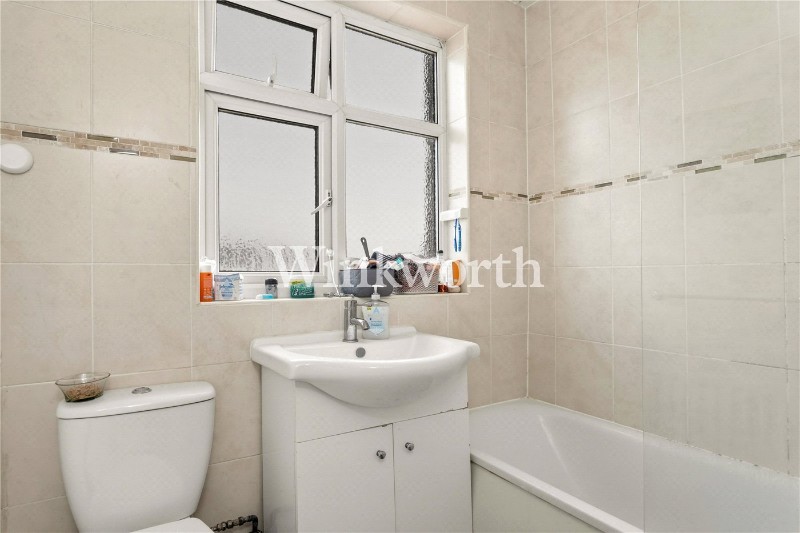 The Larches, London, N13