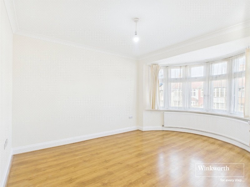 Grosvenor Crescent, Kingsbury, London, NW9