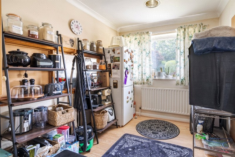 Violet Farm Close, Corfe Mullen, Wimborne, Dorset, BH21