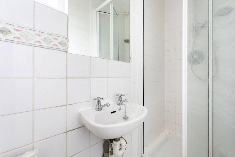 Longley Road, London, SW17