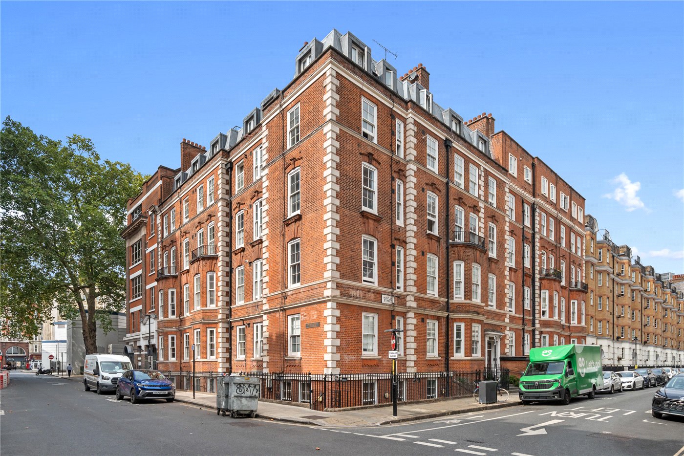 Chenies Street, London, WC1E