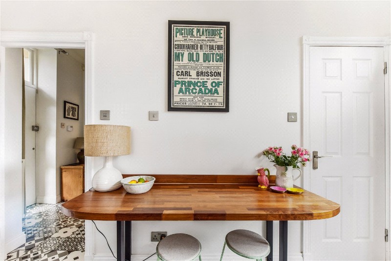 Alison Way, Winchester, Hampshire, SO22