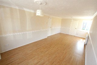 Woodville Close, Rochford, Essex, SS4