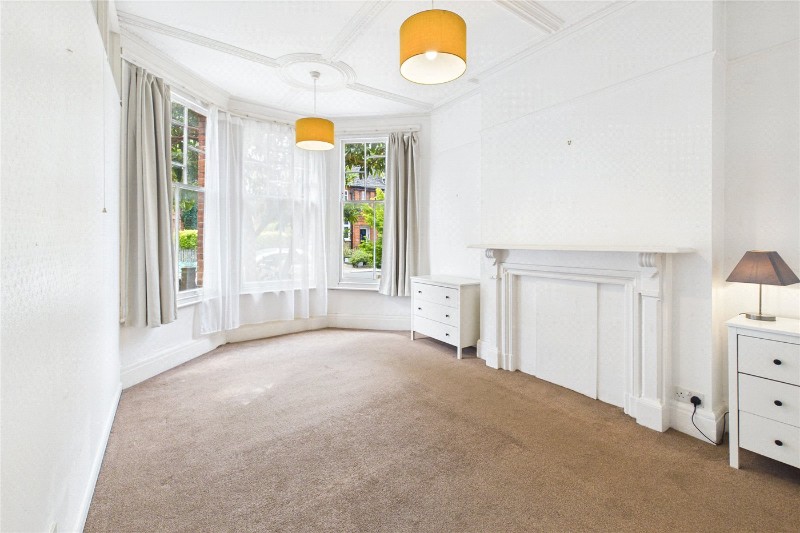 Kirkstall Road, London, SW2