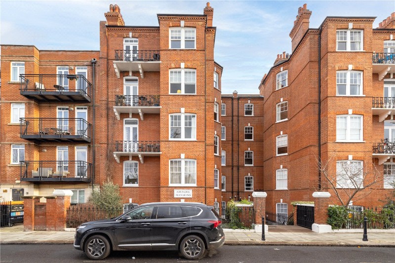 Kelvedon Road, London, SW6