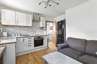 Farndale Avenue, London, N13
