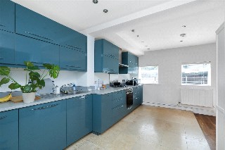 Saxon Drive, London, W3