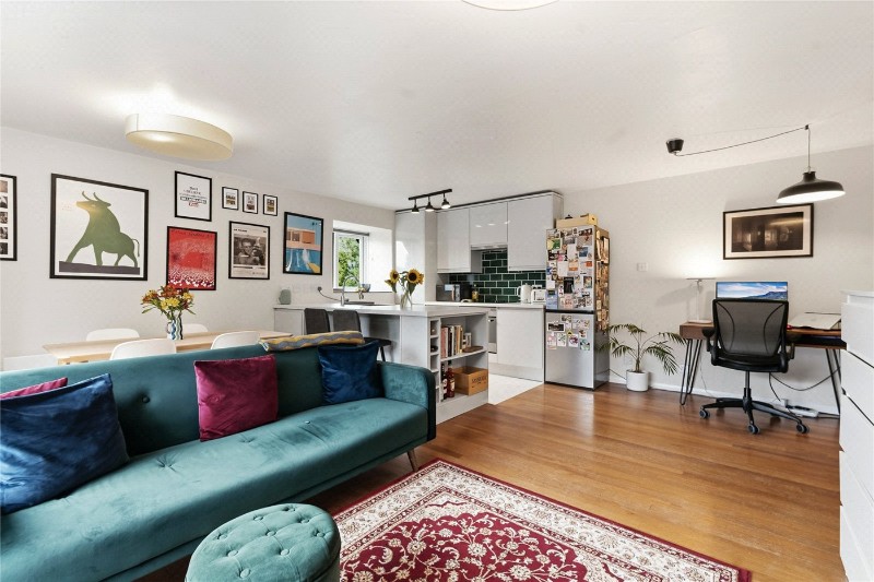 Linwood Close, London, SE5