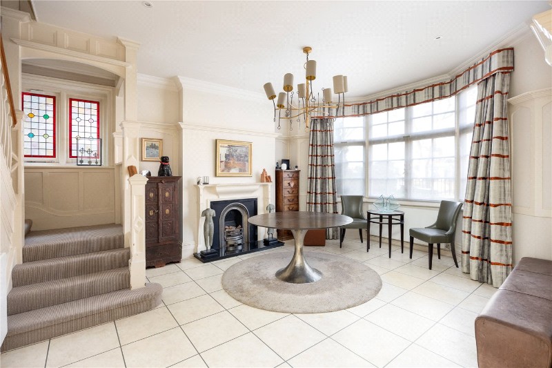 Gwendolen Avenue, London, SW15