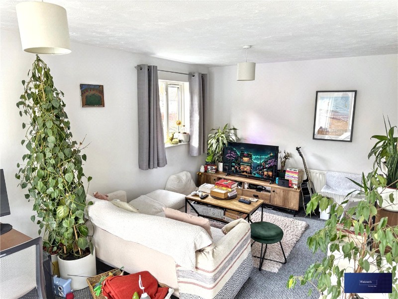 Parry Drive, Weybridge, Surrey, KT13