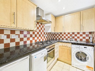 Queens Cottages, Reading, Berkshire, RG1