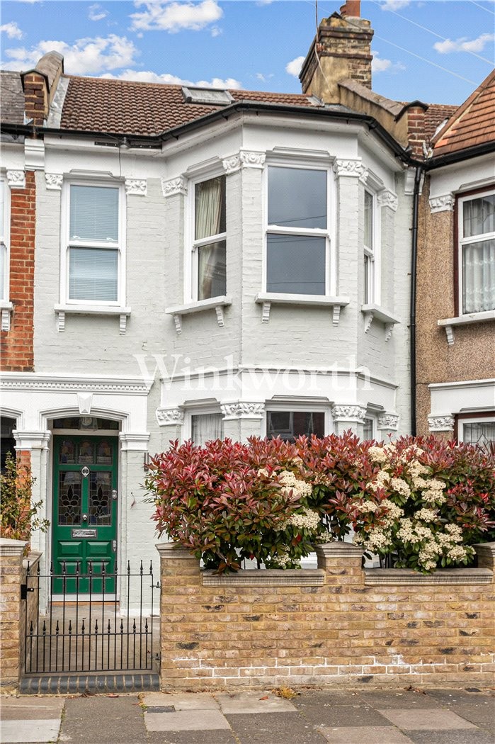 Woodside Gardens, London, N17