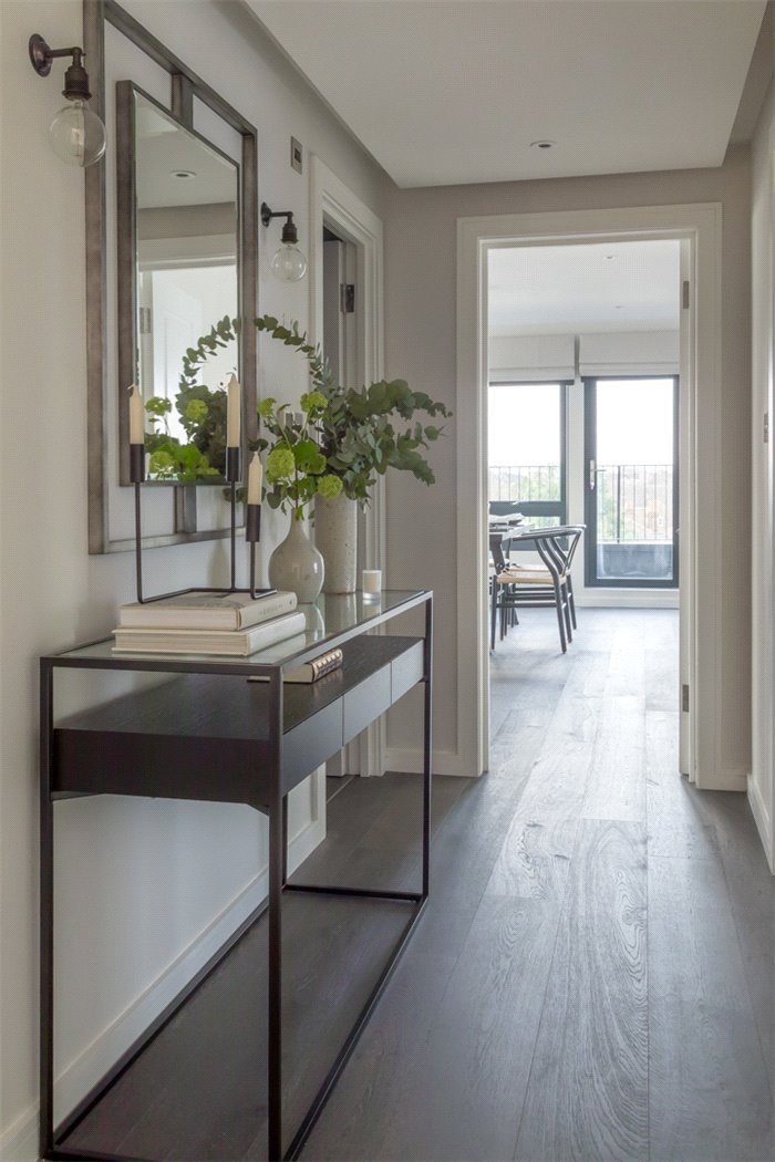 Dee Road, Richmond, TW9