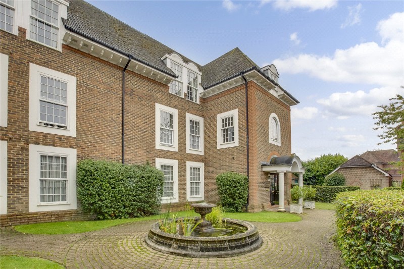 Crossways, Beaconsfield, HP9