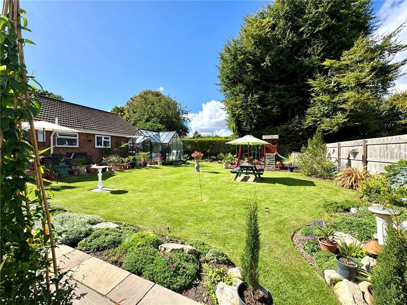 Nunton Drove, Nunton, Salisbury, Wiltshire, SP5