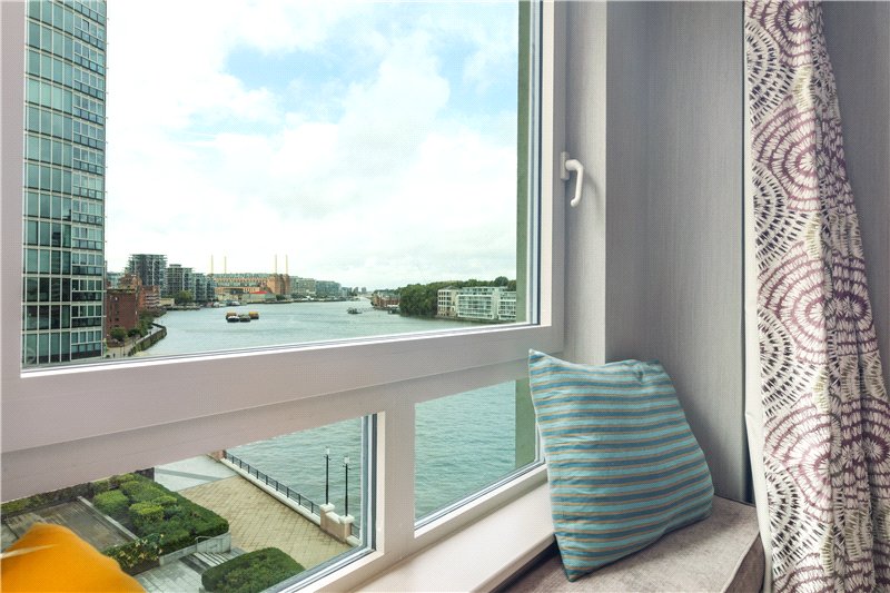 St. George Wharf, London, SW8