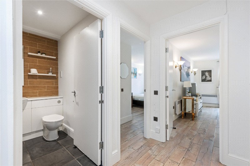 Plumbers Row, London, E1