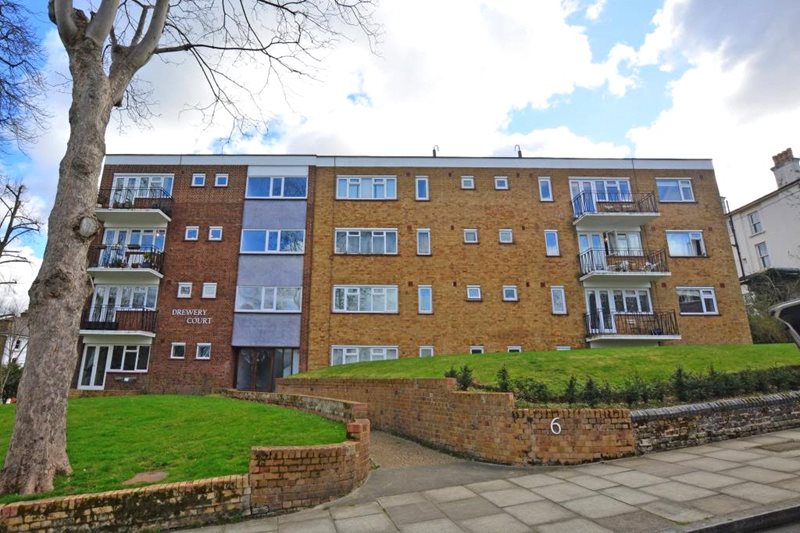 Drewery Court, The Glebe, London, SE3