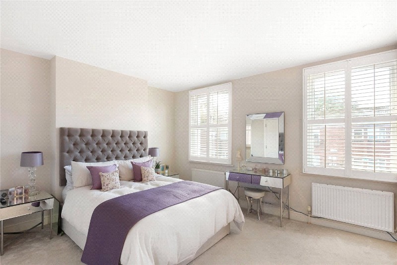 Dyers Lane, London, SW15